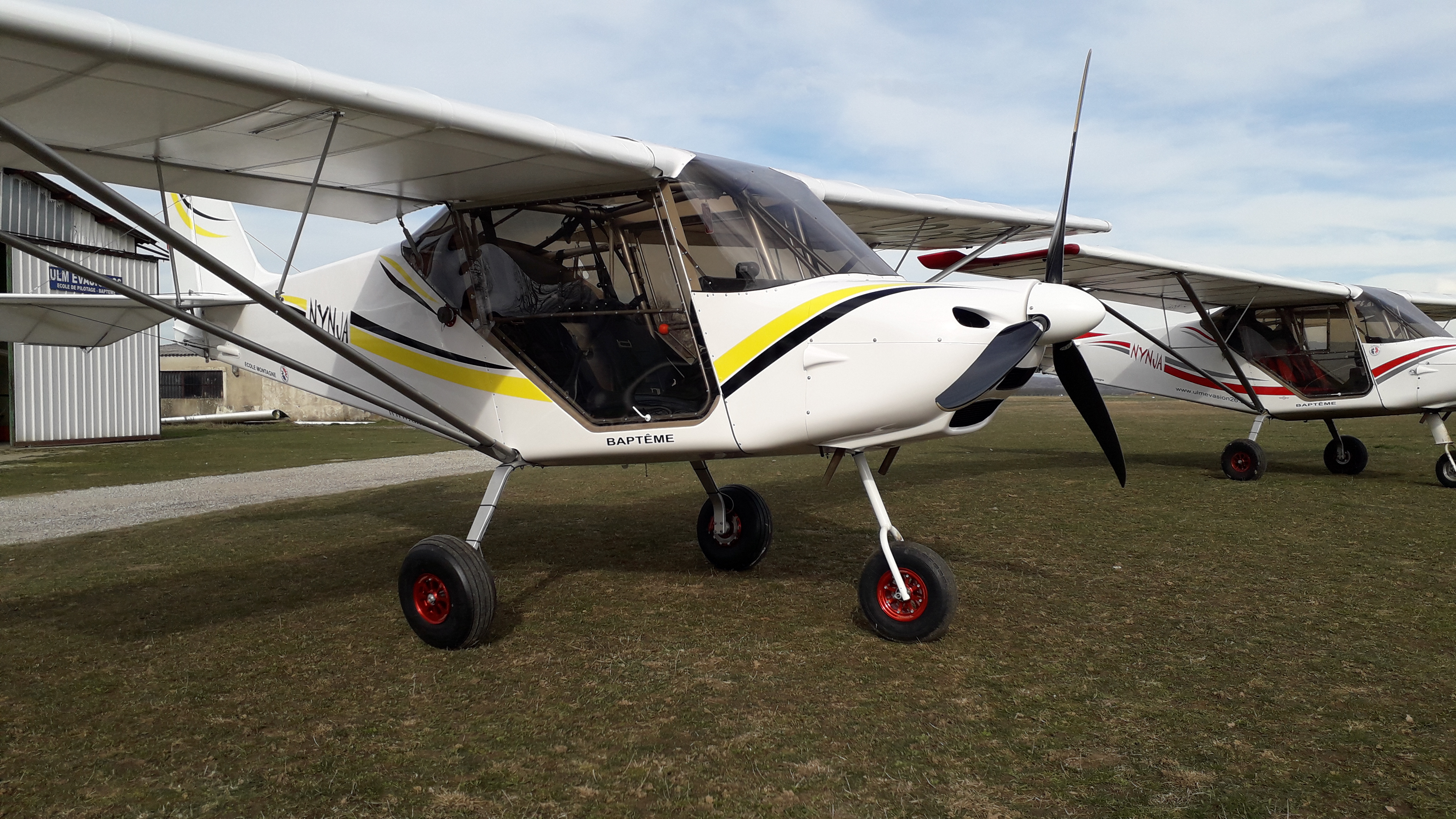 ULM multiaxe : NYNJA 912 S